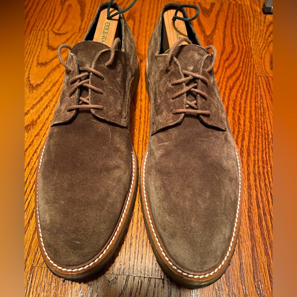 Men’s To Boot New York shoes in size 11.